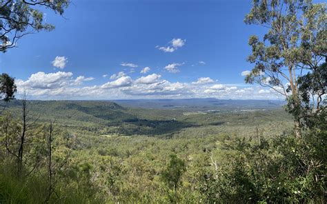 Vista Del Cielo Nublado En La Cima De La Monta A En El Mirador Del