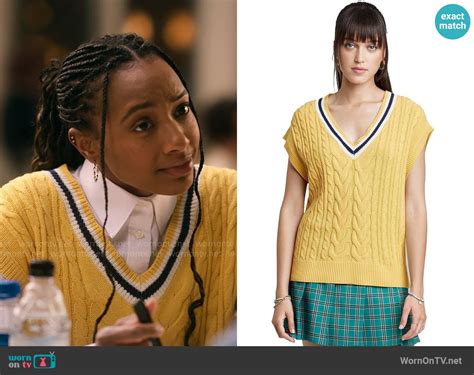 Wornontv Whitneys Yellow Sweater Vest On The Sex Lives Of College