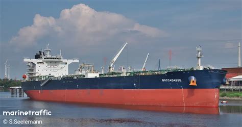 Ship MARLIN LUANDA (Oil Products Tanker) Registered in Marshall Is ...