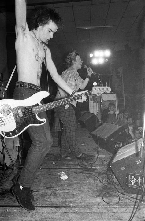 1970s Punk The Distillers Sid And Nancy Johnny Rotten Sex Pistols