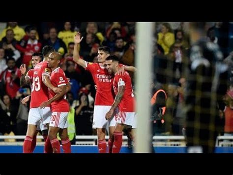 Benfica Esmaga Estoril Porto Amassa Pa Os De Ferreira Sporting Ganha