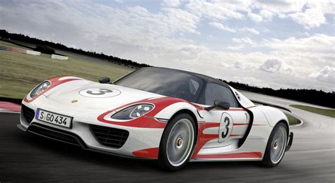 Porsche 918 Spyder In Full Production Trim Unveiled Porsche 918 Spyder