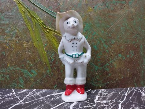 Puss in Boots Figure Porcelain/fairytale Character Vintage - Etsy