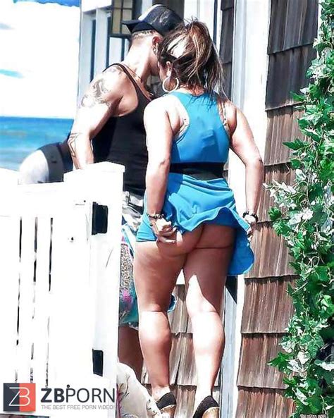 In Enjoy With Yam Sized Butt ZB Porn