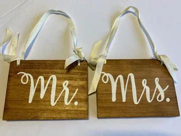 Chair Set Sign Mr Mrs Sbl Rentals