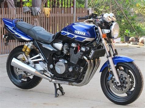 1997 Yamaha XJR 1200 SP Moto ZombDrive