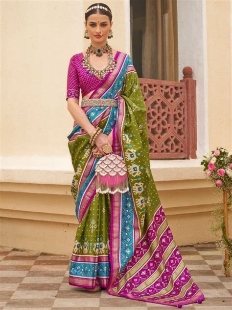 Buy Red Patola Printed Silk Wedding Wear Saree From Ethnic Plus