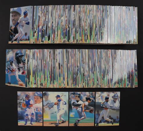 1993 Flair Baseball Complete Set Of 300 Cards With Mike Piazza 75