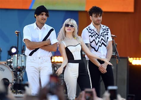 Paramore Reunites To Record First New Album In 5 Years Iheart