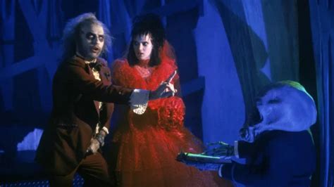 Beetlejuice 2 Set Photos Give First Look At Jenna Ortega In Tim Burton