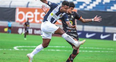 Alianza Lima Aldair Rodríguez Tras Su Primer Gol Con Camiseta