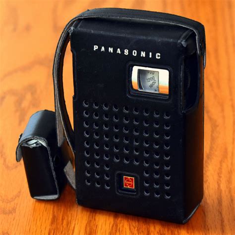 Vintage Panasonic Transistor Radio With Leather Case Model R Am