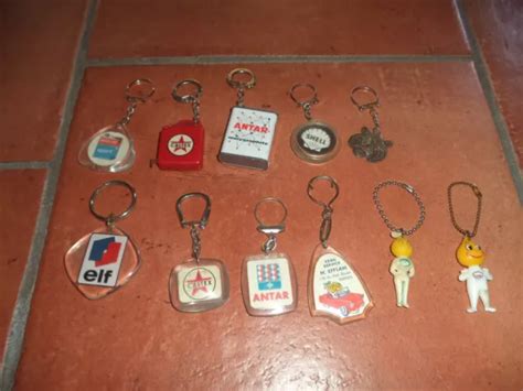 Lot Porte Cles Huile Esso Antar Caltex Elf No Bidon No Plaque