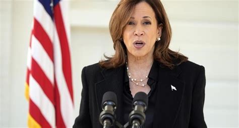 Majority Of Canadians Would Vote For Kamala Harris In U S Election