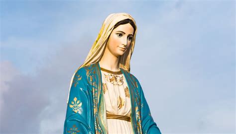 Chi Gisella Cardia La Veggente Che Parla Con La Madonna Di Trevignano