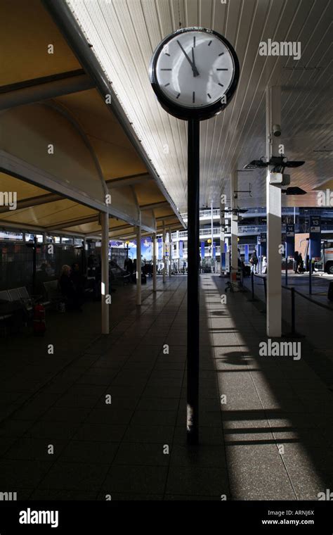 Heathrow bus station, London, England Stock Photo - Alamy