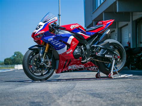 Umgebautes Motorrad Honda Cbr Rr R Fireblade Von Mb Bike Performance