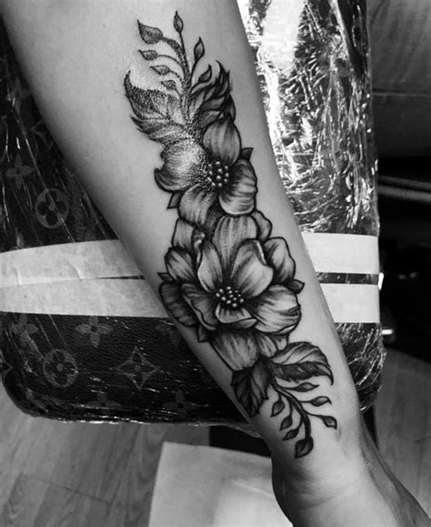 Black Flowers Tattoo Inkstylemag Black Flowers Tattoo Tattoos