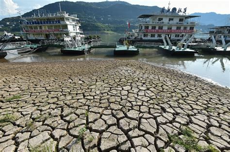 乾旱超過1960年代 中國農民掙扎求生 長江流域 旱災 大紀元