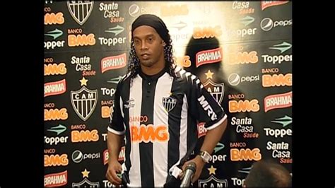 Ronaldinho No Atl Tico Mg Cuca Relembra Liga O Fatal Que Trouxe Dolo