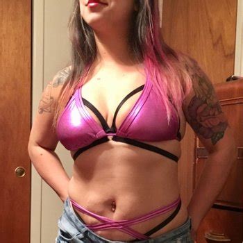 Ellie Boulder Babe Page Watch This Pornstar On FreeOnes