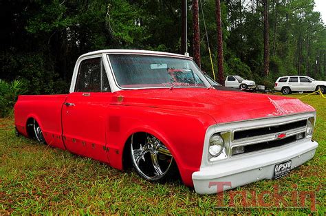 Low Chevy Red White Top Classic Bowtie Hd Wallpaper Peakpx