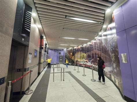 Mtr Sai Ying Pun Station Artwork The Extension Of Island Line To