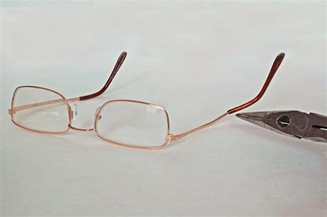 How To Fix Bent Frames On Glasses With Pictures Ehow