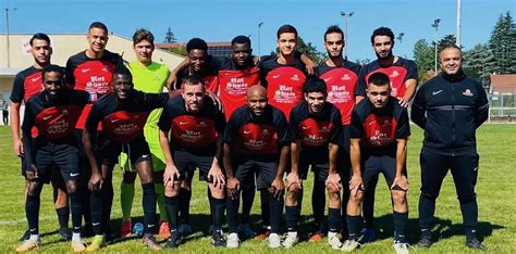 Bassens Football Le Fc Nivolet Est En Course Pour Laccession