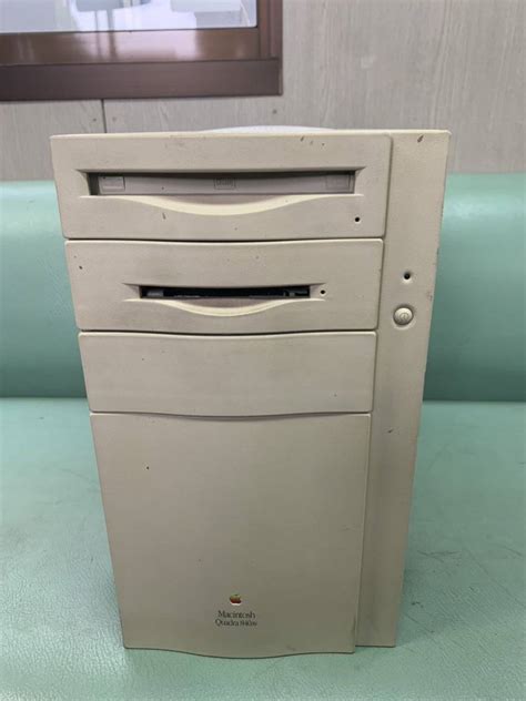 【傷や汚れあり】1円スタート Apple Macintosh Quadra 840av M9020 アップルコンピュータ 通電のみ確認 部品