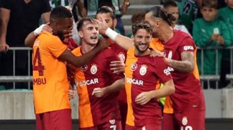 Galatasarayda Yeni Sezonda Gidecek Futbolcular Okan Buruk Biletlerini