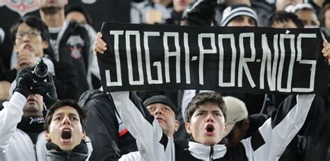 Festa No Aeroporto E Invas O No Jap O Faz Torcida Do Corinthians Virar