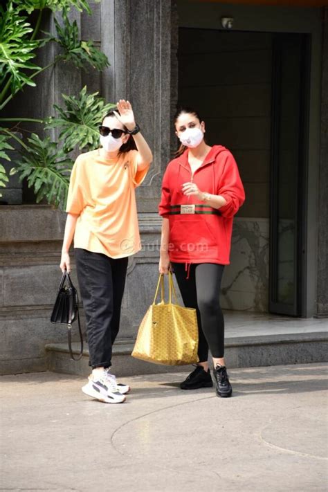 Kapoor Sisters Kareena And Karisma Snapped At Their Parents' Residence