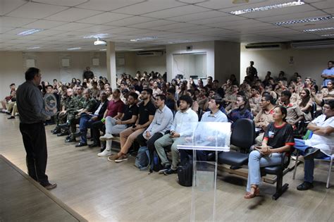 CMM recebe Palestras do Núcleo de Estudos Estratégicos do CMA Colégio