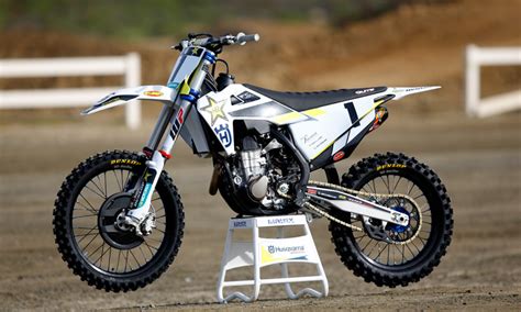 2019 1 2 Husqvarna FC 450 Rockstar Edition Riding Impression Dirt