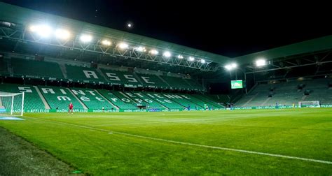 L2 N1 un jeune joueur signe son premier contrat pro à l ASSE Le T