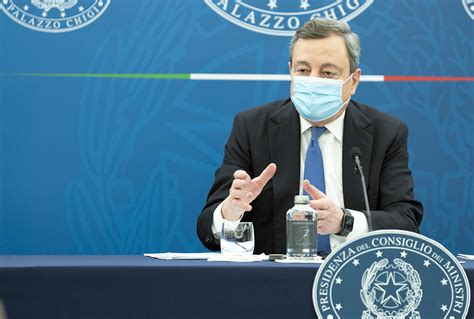 Uvm Conferenza Stampa Draghi Riaperture Dal Aprile E Debito Buono