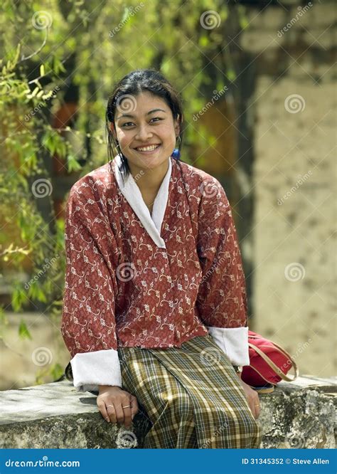 Bhutanese Woman - Paro - Kingdom of Bhutan Editorial Photography - Image of dress, people: 31345352