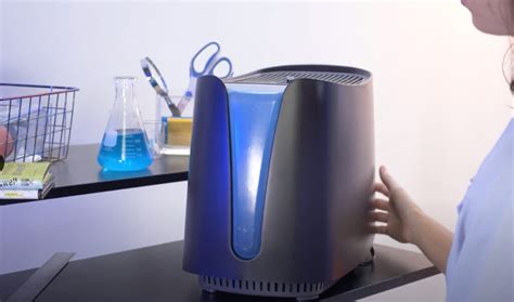 Honeywell Cool Moisture Humidifier Review (2022) - Mattress Nerd