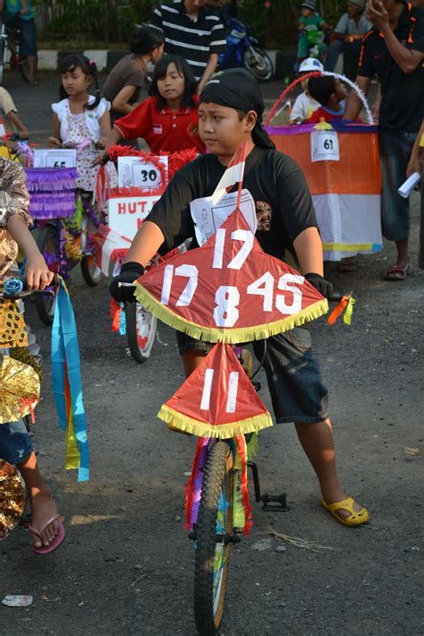 RW Pitulas BISA: Sepeda Hias Anak-anak RW XVII