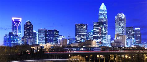 charlotte-skyline - Johnny B's Limousine Service