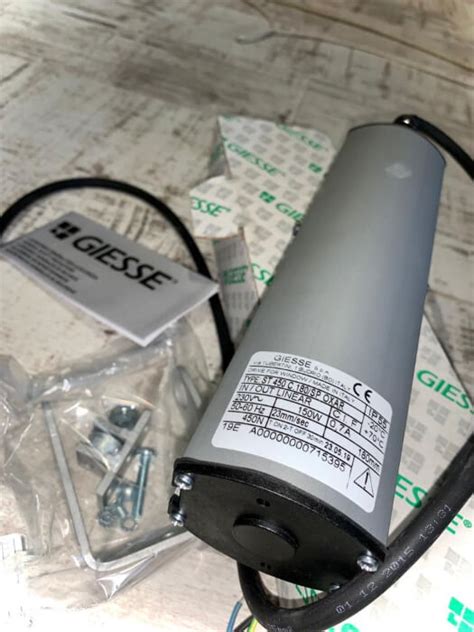 Электропривод штоковый Giesse Stello ST-450, выход штока 180 мм, 230В ...