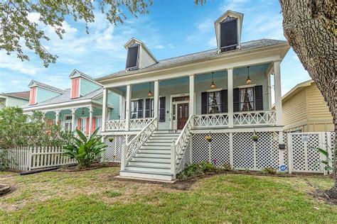 Galveston Historic Home Listed For 665k Survived 1900 Storm