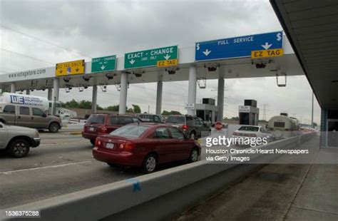 16 Harris County Toll Road Authority Stock Photos, High-Res Pictures ...