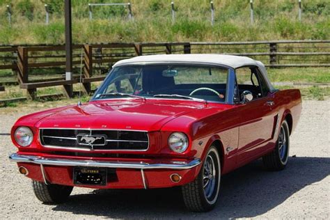 Ford Mustang I L V Ci Rally Pack Cabriolet Rouge