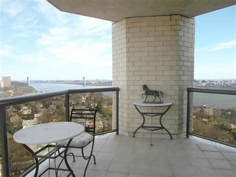 Royal Buckingham Condominium For Sale Fort Lee New Jersey