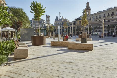 Plaza De La Reina Valencia CuellarStone