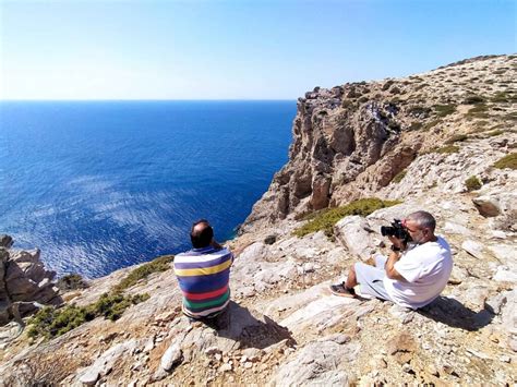 365 στιγμές με τη Σοφία Παπαϊωάννου Άνθρωποι σε τόπους που ερήμωσαν