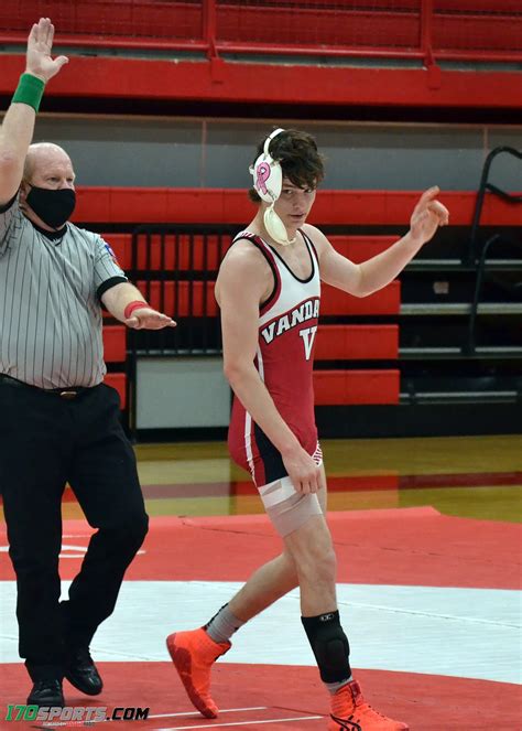 Vandals Wrestlers In Action This Morning At Shelbyville I Sports