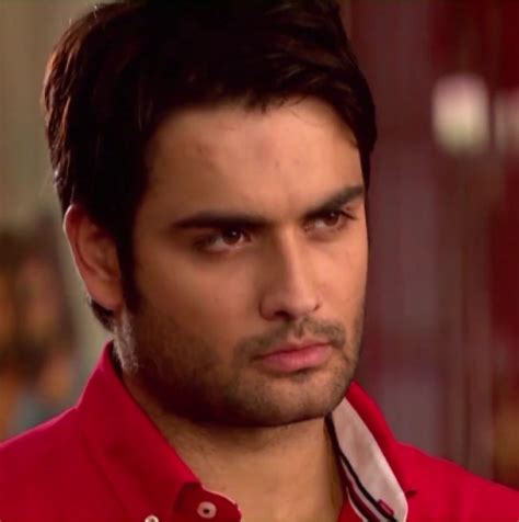 Vivian Dsena Panosundaki Pin